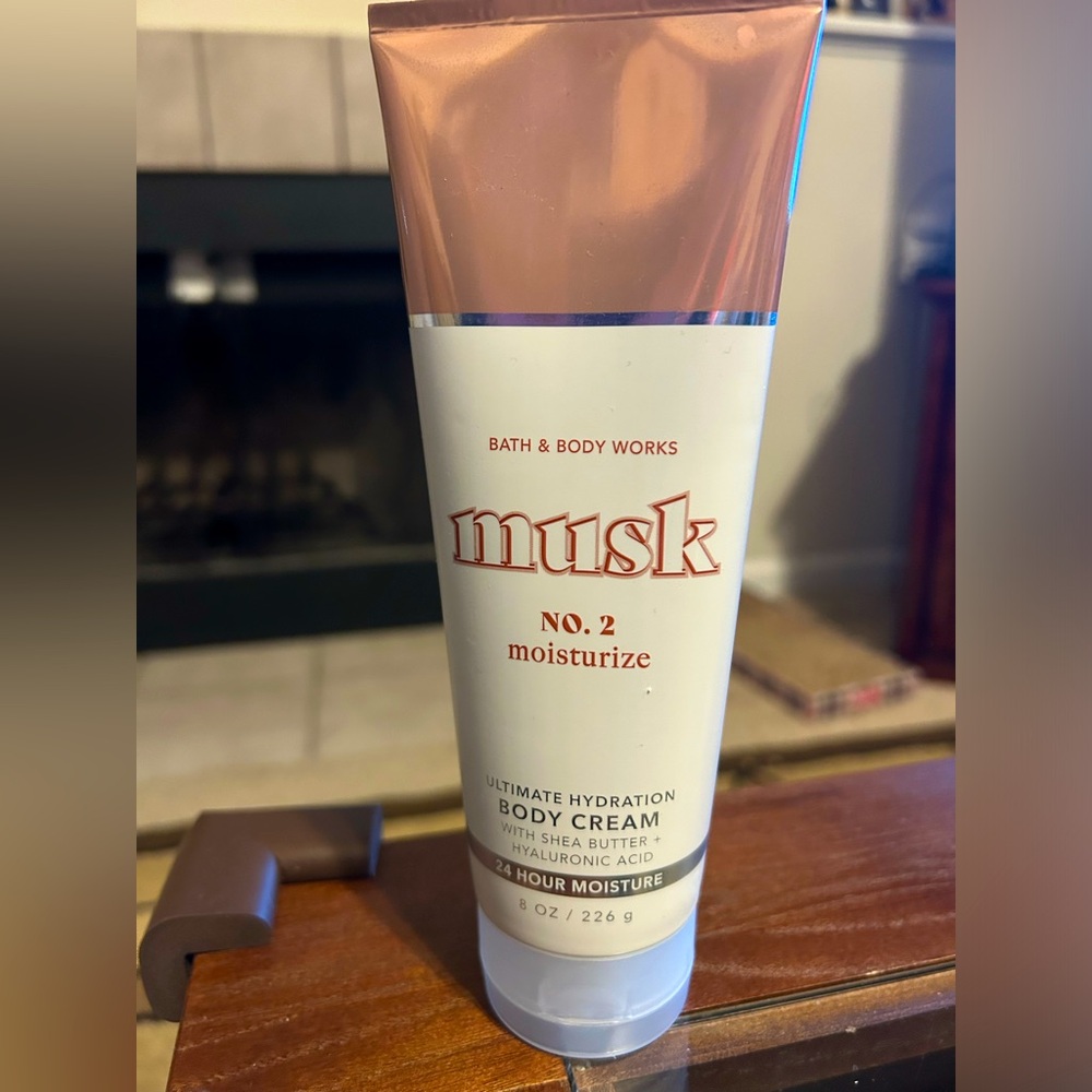 Bath & Body Works Musk Body Cream